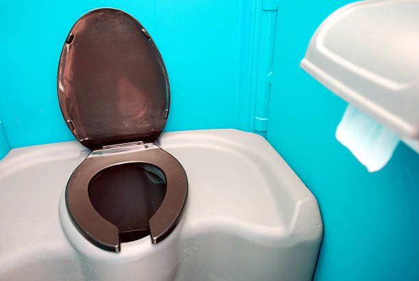 Best Affordable portable toilet rental  in Larkspur, CA